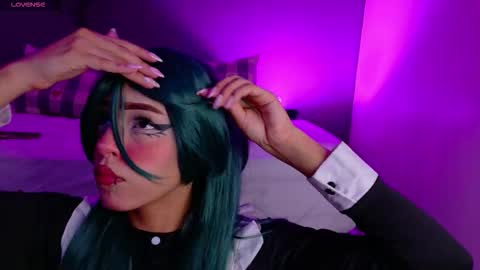 TAYLOR  online show from 12/01/25, 11:48