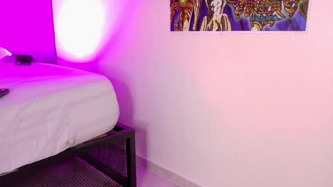 TAYLOR  online show from 12/21/25, 12:01