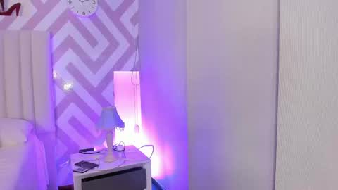 Snapshot of tayrasiny chatting on 05/02/26, 01:43 Tayra horny for you online show from 05/02/26, 01:43
