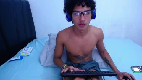 Tayron online show from 02/09/25, 06:16