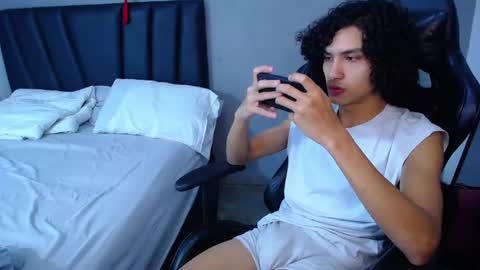 Tayron online show from 02/03/26, 09:09