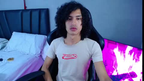 Tayron online show from 04/17/26, 07:17