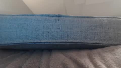 Tbiz82 online show from 10/04/25, 06:33