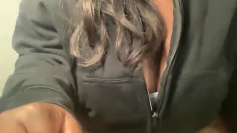 Tiana online show from 12/20/25, 10:28