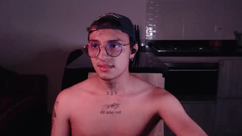 Snapshot of te0__0 chatting on 02/19/25, 06:00 Teo independent model online show from 02/19/25, 06:00