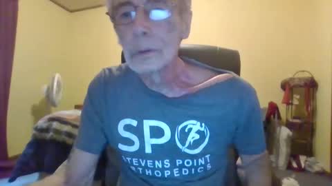 Snapshot of teak4u chatting on 05/23/26, 11:42 Teak online show from 05/23/26, 11:42