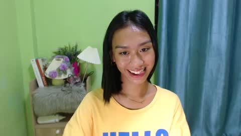 Snapshot of teamo_kiara chatting on 12/11/24, 07:20 your future wife online show from 12/11/24, 07:20