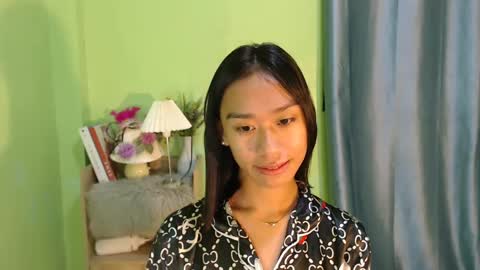 Snapshot of teamo_kiara chatting on 12/17/24, 07:50 your future wife online show from 12/17/24, 07:50