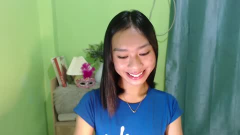 Snapshot of teamo_kiara chatting on 02/08/25, 06:12 your future wife online show from 02/08/25, 06:12