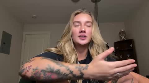 Katy online show from 12/15/25, 12:59