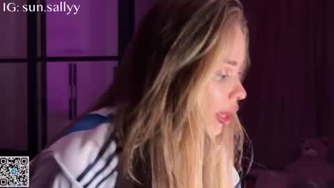 Snapshot of teasekiss chatting on 07/16/26, 12:05 Sally and Sandy online show from 07/16/26, 12:05