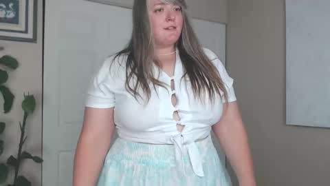 Snapshot of teases chatting on 11/09/25, 03:43 teases online show from 11/09/25, 03:43