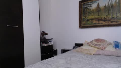 ALICIA--- online show from 01/20/25, 08:41