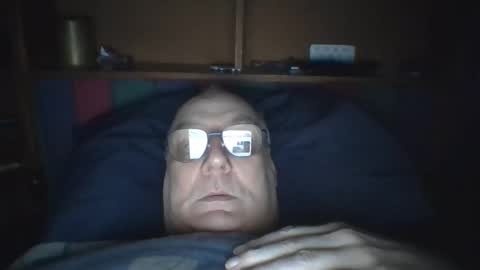 Mark online show from 09/15/25, 06:02