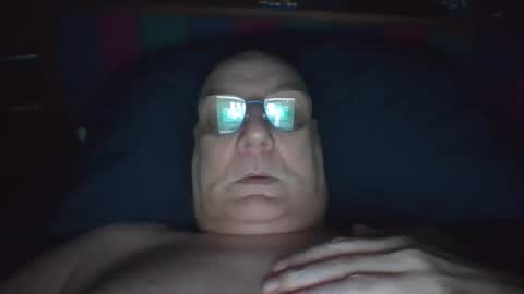 Mark online show from 09/21/25, 06:04