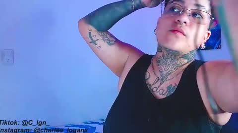 Charlee He online show from 01/18/25, 11:00