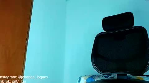 Charlee He online show from 10/02/25, 11:06