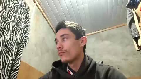 Snapshot of tecnicogatu chatting on 09/09/25, 12:32 tecnicogatu online show from 09/09/25, 12:32