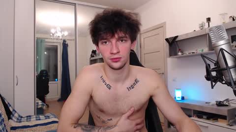 Snapshot of teddy_mode chatting on 12/11/24, 07:25 Teddy online show from 12/11/24, 07:25