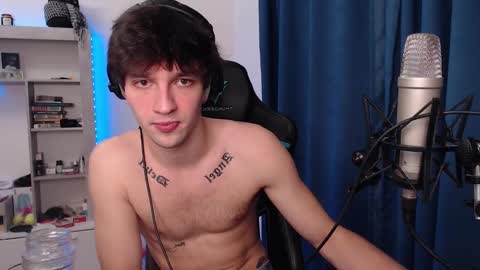 Snapshot of teddy_mode chatting on 12/29/24, 09:30 Teddy online show from 12/29/24, 09:30