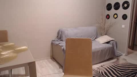 Snapshot of teddy_mode chatting on 10/01/25, 08:04 Teddy online show from 10/01/25, 08:04