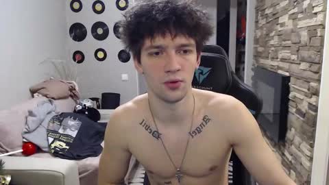 Teddy online show from 12/01/25, 06:07