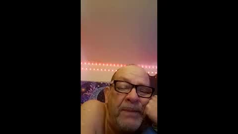 Snapshot of tedestep2 chatting on 05/11/26, 06:38 tedestep2 online show from 05/11/26, 06:38