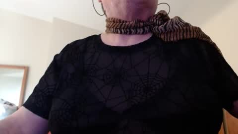 TedLassie....call me Teddie online show from 12/16/25, 11:32