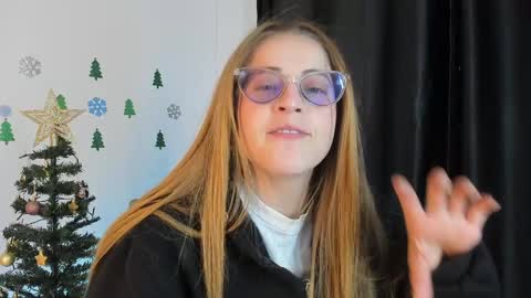 Snapshot of tekila__ chatting on 12/10/24, 08:16 tekila__ online show from 12/10/24, 08:16