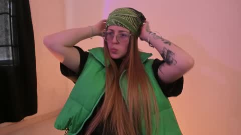 Snapshot of tekila__ chatting on 02/21/25, 06:59 tekila__ online show from 02/21/25, 06:59