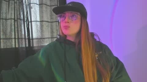 Snapshot of tekila__ chatting on 03/01/25, 06:54 tekila__ online show from 03/01/25, 06:54