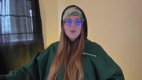 Snapshot of tekila__ chatting on 03/08/25, 09:08 tekila__ online show from 03/08/25, 09:08