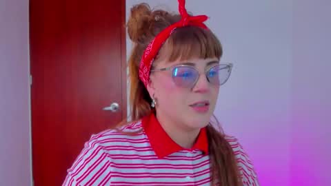 Snapshot of tekila__ chatting on 11/30/25, 09:19 tekila__ online show from 11/30/25, 09:19