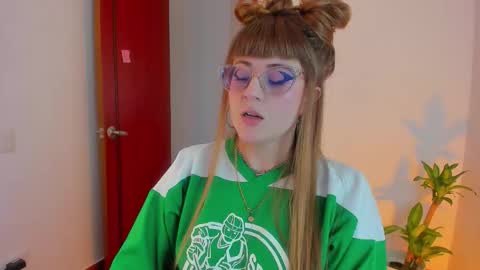 tekila__ online show from 02/10/26, 08:57