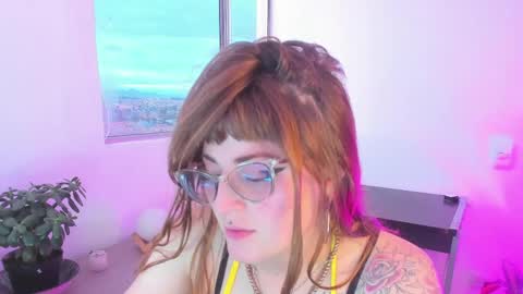 tekila__ online show from 04/11/26, 11:09
