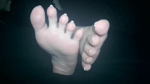 Viv West online show from 10/22/25, 03:07