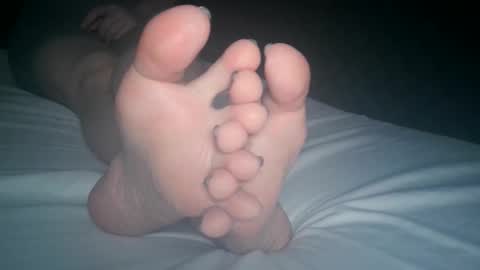 Viv West online show from 11/03/25, 04:25