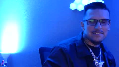 tempsnasty online show from 11/12/25, 06:14