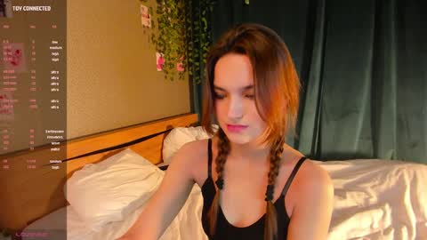 Megan  online show from 03/04/25, 01:59