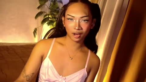 Snapshot of temptation_ashley chatting on 06/26/26, 07:35 temptation_ashley online show from 06/26/26, 07:35