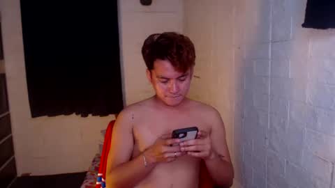 Snapshot of tempting_jon chatting on 05/22/26, 12:55 tempting_jon online show from 05/22/26, 12:55