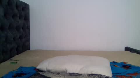 tiah online show from 12/16/25, 03:11