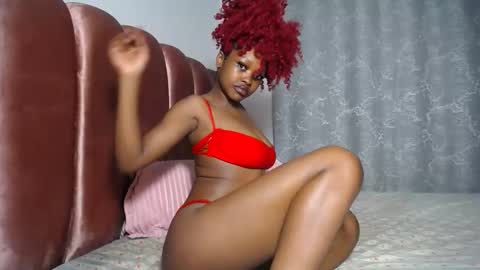 Snapshot of tempting_tiah chatting on 05/15/26, 12:50 tiah online show from 05/15/26, 12:50