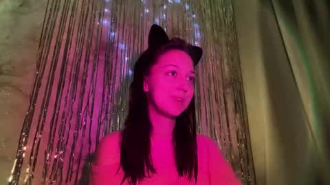 temptingvision online show from 12/17/25, 02:45