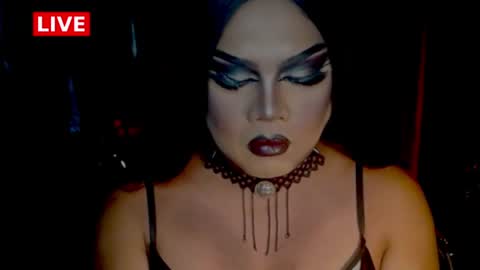 Snapshot of temptress_cocoxxx chatting on 06/18/26, 01:50 Mistress Coco online show from 06/18/26, 01:50