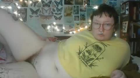 Snapshot of temptresschey444 chatting on 02/03/26, 05:29 temptresschey444 online show from 02/03/26, 05:29