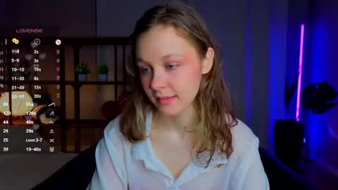 Snapshot of tender__beauty chatting on 06/17/26, 06:31 Hey Im Aneta online show from 06/17/26, 06:31