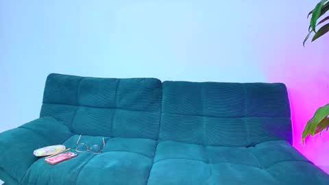 tender_dust online show from 03/09/25, 09:46