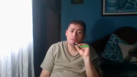 Snapshot of tender_eldelatienda chatting on 05/01/26, 10:25 Fabio Canavaro online show from 05/01/26, 10:25
