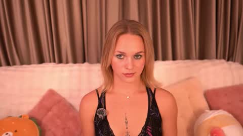 Ellis online show from 11/27/25, 06:21